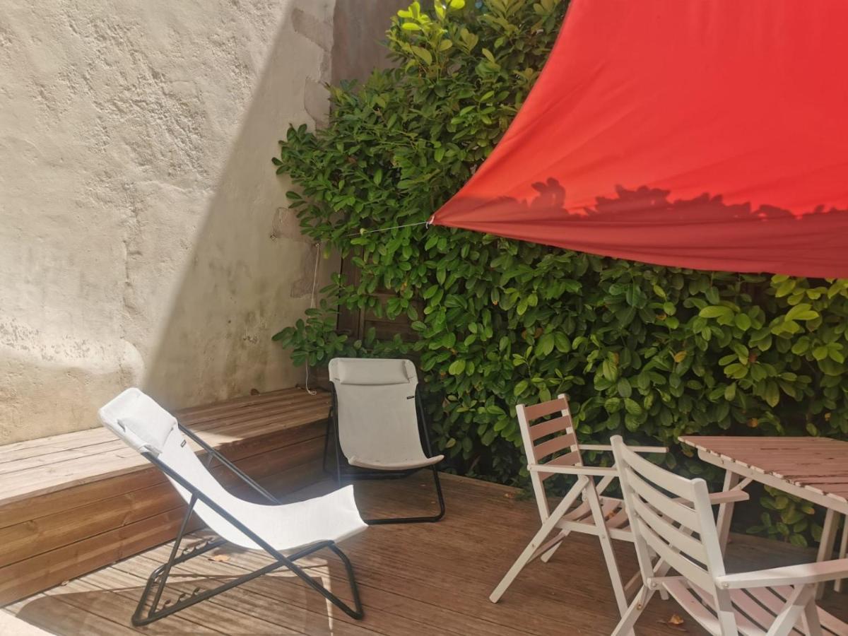 La Maison De Ville 76M2 Avec Terrasse De 22M2 La Rochelle  Exteriör bild