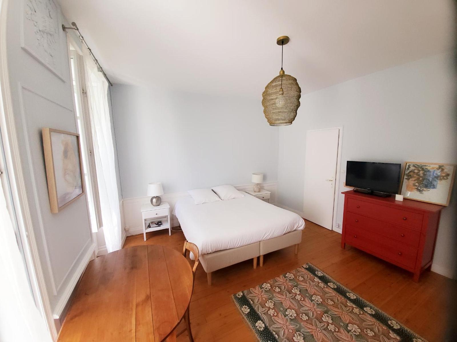 La Maison De Ville 76M2 Avec Terrasse De 22M2 La Rochelle  Exteriör bild